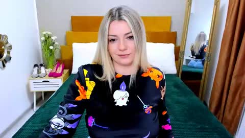 Softpleasurex online show from 24, 2, 2025