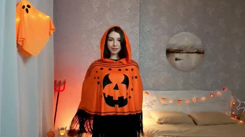 Kelly online show from 27, 10, 2025