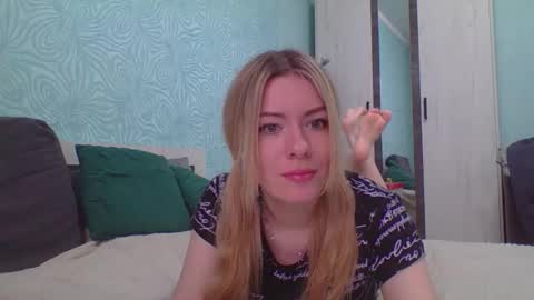 Snapshot of softy_aura chatting on 20, 3, 2026 softy_aura online show from 20, 3, 2026