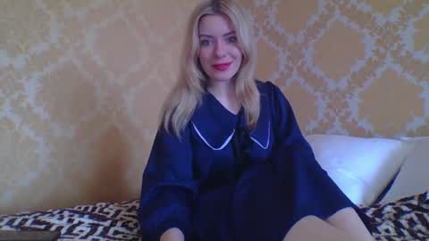 Snapshot of softy_aura chatting on 17, 4, 2026 softy_aura online show from 17, 4, 2026