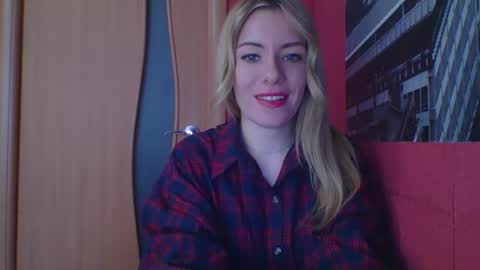 Snapshot of softy_aura chatting on 24, 4, 2026 softy_aura online show from 24, 4, 2026