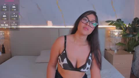 Snapshot of sofy_castroo chatting on 29, 11, 2025 sofy_castroo online show from 29, 11, 2025