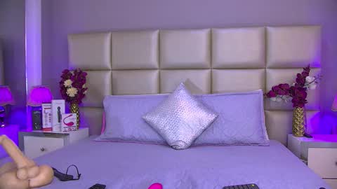 Snapshot of sofynovoa chatting on 9, 10, 2025 online show from 9, 10, 2025