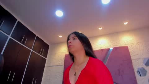 Snapshot of sol_angel_7 chatting on 4, 5, 2026 SOL ANGEL online show from 4, 5, 2026