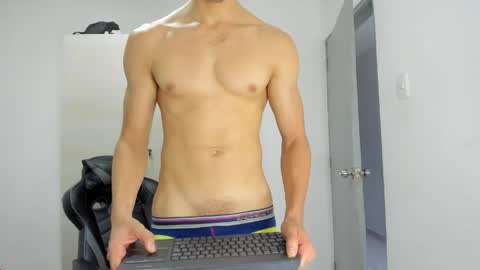 Snapshot of sola_enzo chatting on 16, 5, 2026 sola_enzo online show from 16, 5, 2026