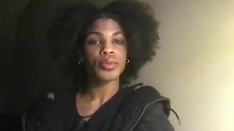 Snapshot of solaceeve chatting on 18, 12, 2025 SolaceEve online show from 18, 12, 2025