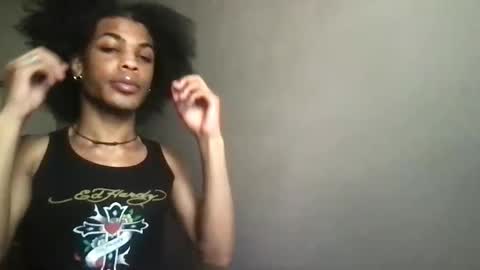 Snapshot of solaceeve chatting on 1, 4, 2026 SolaceEve online show from 1, 4, 2026