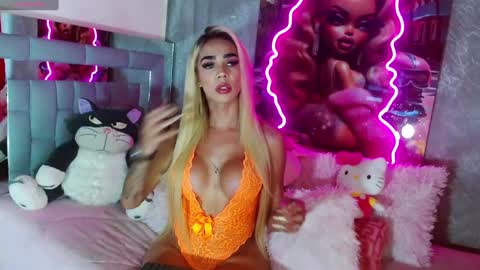 Snapshot of solange_koi chatting on 11, 3, 2025 instagram evalunavelez1. online show from 11, 3, 2025