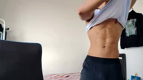 Hi Im Weller Check my Bio  online show from 13, 3, 2026