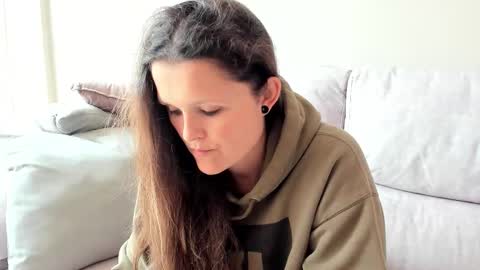 Snapshot of someonesday chatting on 14, 3, 2026 SomeonesDay online show from 14, 3, 2026