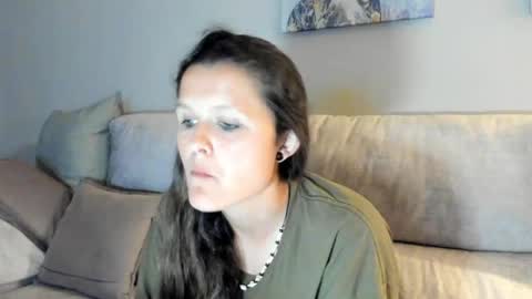 Snapshot of someonesday chatting on 15, 4, 2026 SomeonesDay online show from 15, 4, 2026