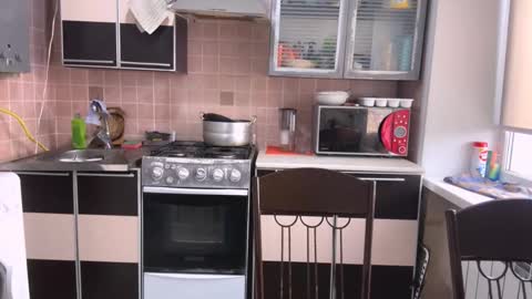 Snapshot of somerfrieler chatting on 2, 12, 2025 Hello My name is Jane im new model here and little but shy but curious. online show from 2, 12, 2025