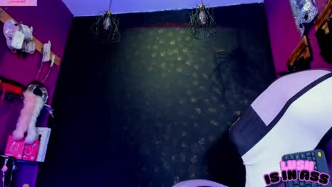 Snapshot of sommer_alexa chatting on 18, 4, 2026 Alexa online show from 18, 4, 2026