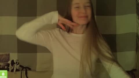 Snapshot of song_to_the_siren chatting on 23, 1, 2025 Mary online show from 23, 1, 2025