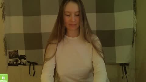 Snapshot of song_to_the_siren chatting on 23, 2, 2025 Mary online show from 23, 2, 2025