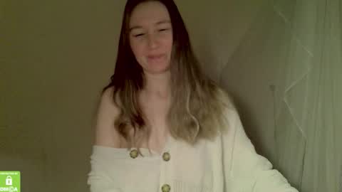 Snapshot of song_to_the_siren chatting on 29, 11, 2025 Mary online show from 29, 11, 2025