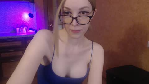 Snapshot of sonia209944 chatting on 5, 3, 2025 sonia209944 online show from 5, 3, 2025