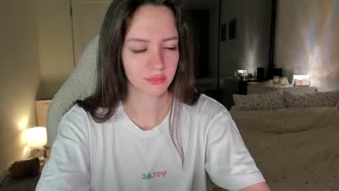 Snapshot of sonia_moon_ chatting on 13, 10, 2025 sonia_moon_ online show from 13, 10, 2025