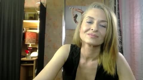 Snapshot of soniadance chatting on 28, 4, 2026 Sonia online show from 28, 4, 2026