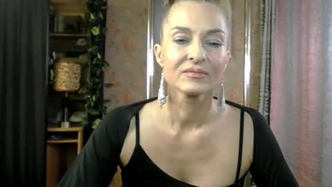Snapshot of soniadance chatting on 30, 4, 2026 Sonia online show from 30, 4, 2026