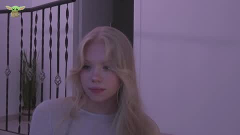 Snapshot of sonyaplush chatting on 22, 12, 2024 Sonya  Instagram   Twitter sonyaplushgirl  OnlyFans sonyaplush online show from 22, 12, 2024