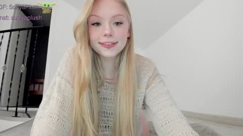 Snapshot of sonyaplush chatting on 4, 2, 2025 Sonya  Instagram   Twitter sonyaplushgirl  OnlyFans sonyaplush online show from 4, 2, 2025
