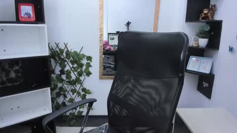 Snapshot of sophi_hardd chatting on 6, 2, 2026 sophi_hardd online show from 6, 2, 2026