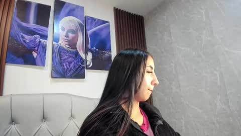 Snapshot of sophi_thaylorr chatting on 8, 10, 2025 Sophi Thaylorr online show from 8, 10, 2025