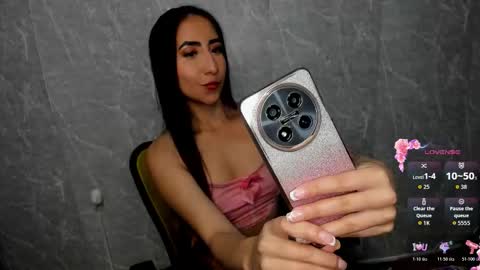 Snapshot of sophi_thaylorr chatting on 29, 11, 2025 Sophi Thaylorr online show from 29, 11, 2025