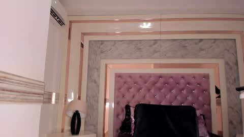 Snapshot of sophia_cambpell chatting on 13, 12, 2024 Sophia online show from 13, 12, 2024