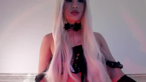 Snapshot of sophia_cambpell chatting on 5, 4, 2026 Sophia online show from 5, 4, 2026