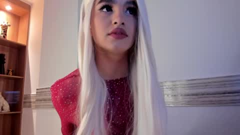 Snapshot of sophia_cambpell chatting on 8, 4, 2026 Sophia online show from 8, 4, 2026