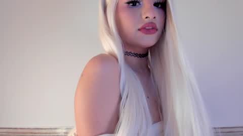 Snapshot of sophia_cambpell chatting on 10, 4, 2026 Sophia online show from 10, 4, 2026