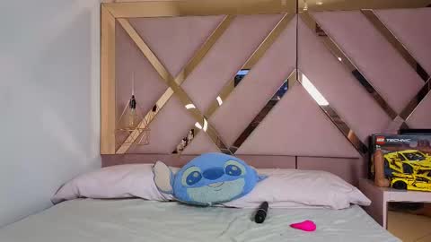 Sophia Grand online show from 22, 10, 2025