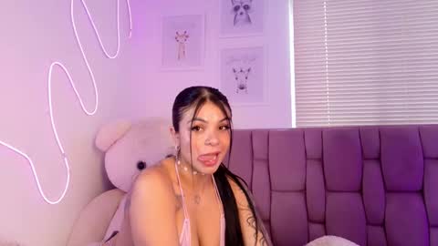 Sophia Carson online show from 21, 11, 2025