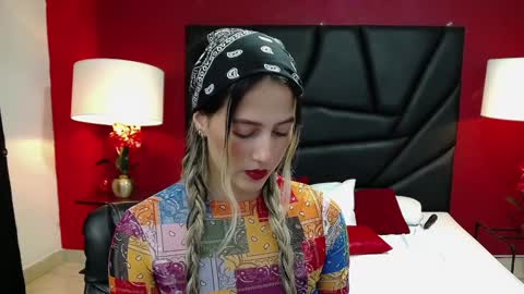 Snapshot of sophia_loreenn chatting on 30, 12, 2024 Sofia online show from 30, 12, 2024