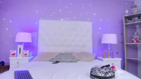 Snapshot of sophia_models chatting on 4, 3, 2025 Sophia online show from 4, 3, 2025