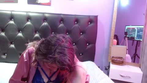 Snapshot of sophia_ny chatting on 22, 12, 2024 SOPHIA online show from 22, 12, 2024