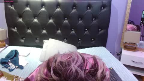 Snapshot of sophia_ny chatting on 27, 12, 2024 SOPHIA online show from 27, 12, 2024