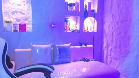 Snapshot of sophia_tf chatting on 14, 4, 2026 Sophia online show from 14, 4, 2026