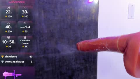Snapshot of sophia_vivas chatting on 8, 2, 2025 SHOPIA online show from 8, 2, 2025