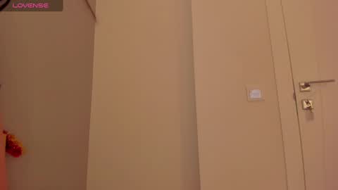 Sophia online show from 9, 1, 2025