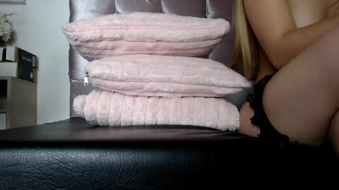 Snapshot of sophiaalee chatting on 13, 3, 2026 SophiaLee online show from 13, 3, 2026