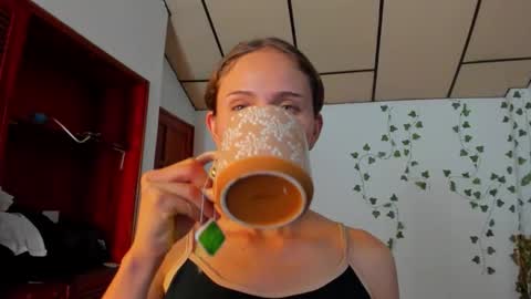 Snapshot of sophiamiller6 chatting on 3, 3, 2026 sophiamiller6 online show from 3, 3, 2026