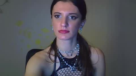 Snapshot of sophiaskinnybitch chatting on 1, 11, 2025 Sophia online show from 1, 11, 2025