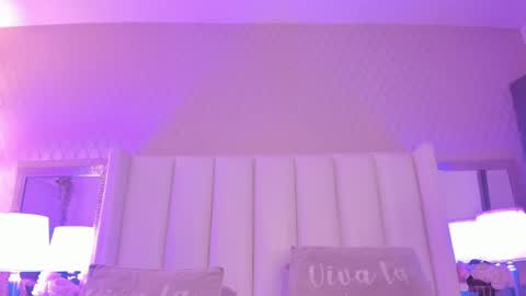 Snapshot of sophiasmiths_ chatting on 7, 5, 2026 SophiaSmiths online show from 7, 5, 2026