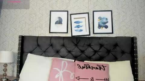 Snapshot of sophie__blare chatting on 19, 5, 2026 sophie__blare online show from 19, 5, 2026