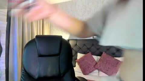 Snapshot of sophie__blare chatting on 23, 6, 2026 sophie__blare online show from 23, 6, 2026