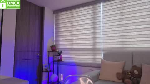 Snapshot of sophie_bbs chatting on 15, 1, 2026 Sophie online show from 15, 1, 2026