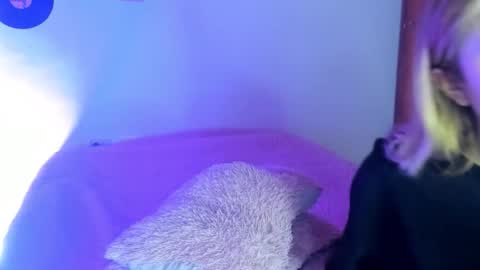 Sophie online show from 3, 3, 2026